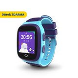 Modré dětské GPS hodinky KLOKI s digitálním displejem, který ukazuje čas a veselou ilustraci. Vedle hodinek je výrazný žlutý štítek s textem „Dárek ZDARMA“.